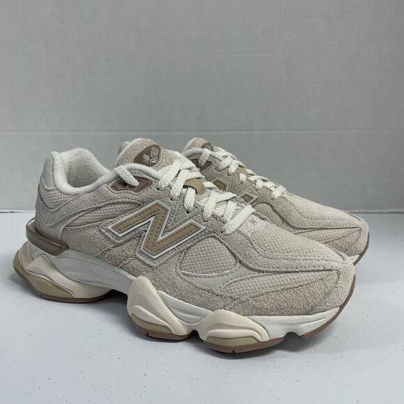 New Balance 9060 Bisque Sea Salt U9060CCB Size 6 Men Size 7.5 Women Workout main image 5
